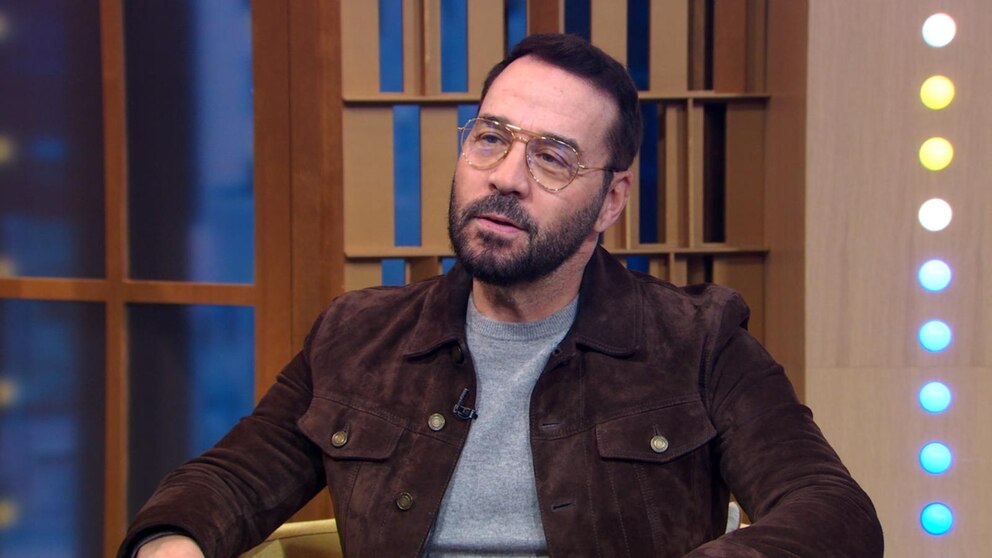 Jeremy Piven: A Spotlight on the Renowned Actor post thumbnail image