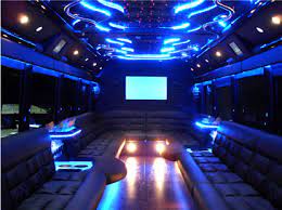 Glitz and Glamour: Planning the Perfect Prom Limo Experience post thumbnail image