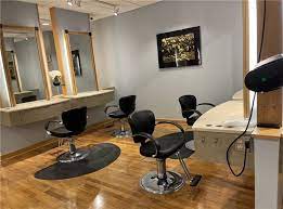 Fort Lauderdale Salon Space Rentals: Your Key to Stylish Success post thumbnail image