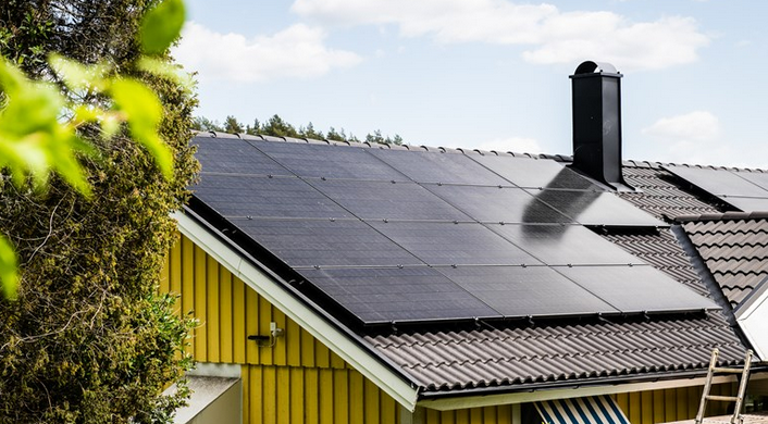 Shaping Varberg’s Energy Future: The Impact of Solar Cells post thumbnail image